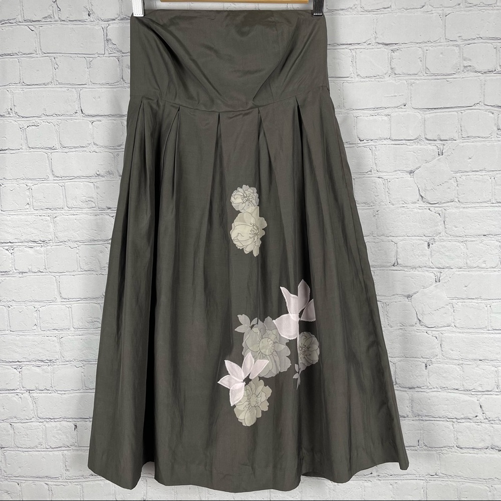 GAP women's NWT silk blend strapless dress slate grey floral applique size 2